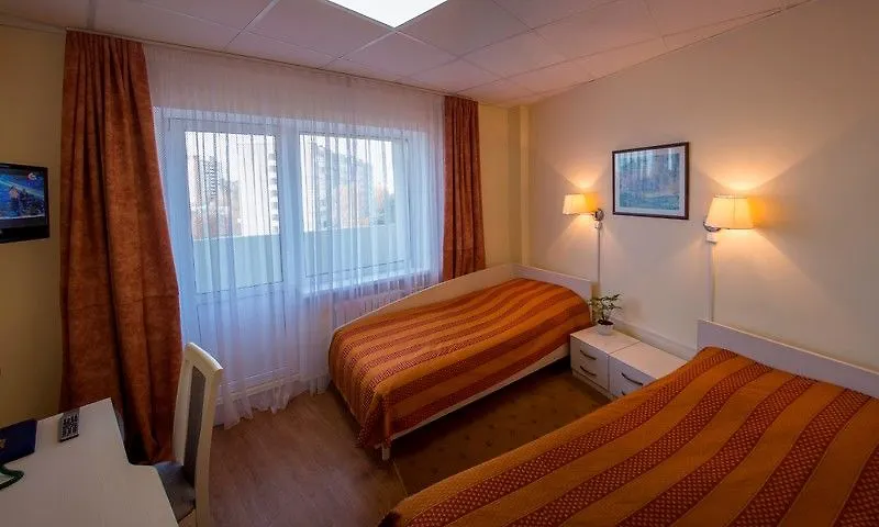 Sputnik Hotel Minsk 3*,